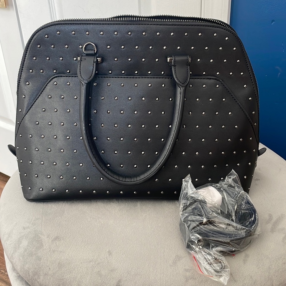 *NEW* Studded/ Rhinestone clamshell handbag - Black and Gunmetal